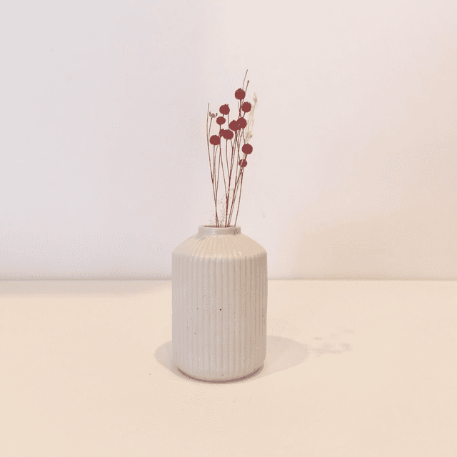 &quot;Lunée&quot;, Vase artisanal en gypse avec fleurs séchées - Déco douce et raffinée